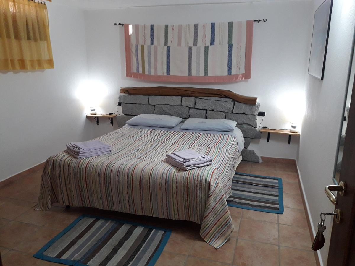 B&B Villa Tancau 圣玛丽亚纳瓦雷 外观 照片